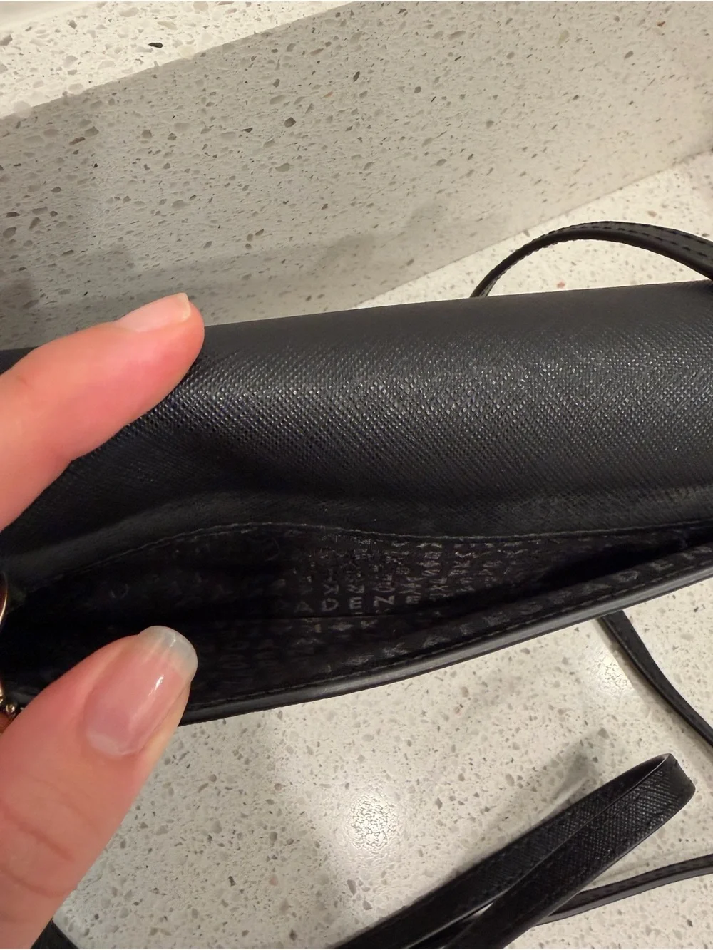 Kate Spade Black Crossbody Purse EUC Gold Accents Zip Closure Small Bag Saffiano